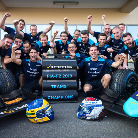 Victoire en F2 à Abou Dhabi pour DAMS qui remporte le titre Équipes et le dédie à la mémoire de Jean-Paul Driot